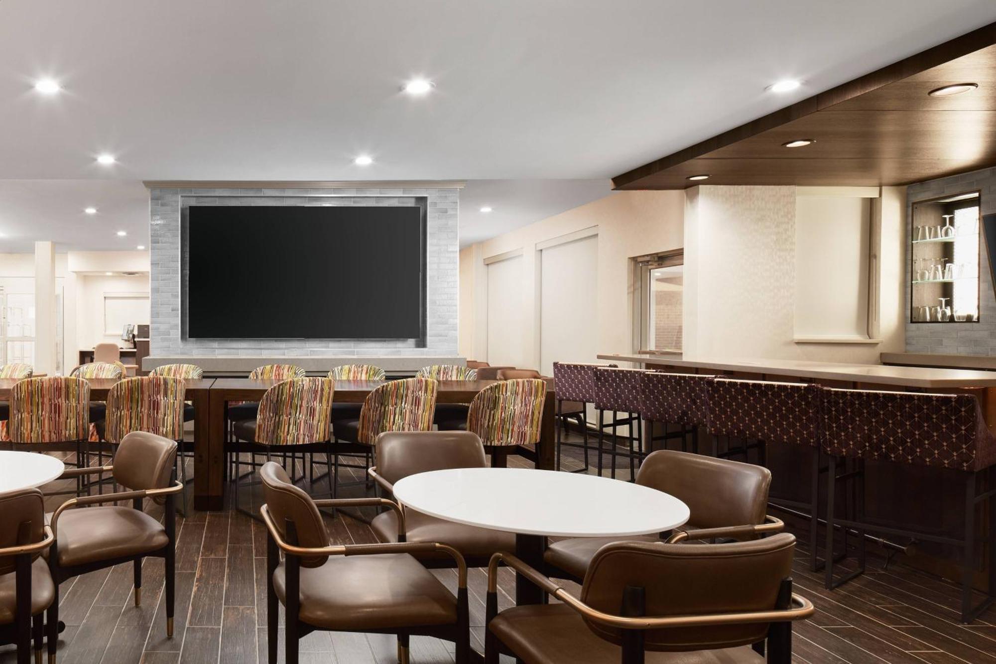 Dumbarton Residence Inn Richmond Midtown/Glenside מראה חיצוני תמונה